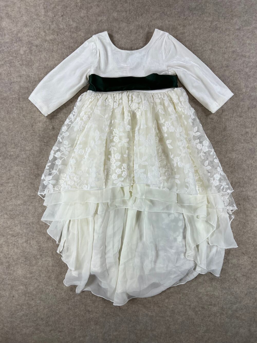 Smocked Sweets White Christmas Hi Lo Dress with Green Sash Girls Size 4/5 NWT